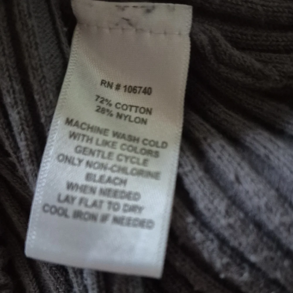 Gray Ribbed Women's Sweater - Picture 7 of 7